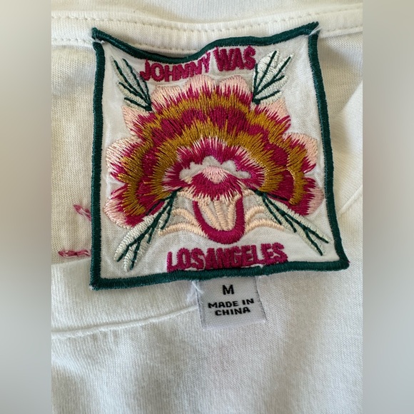 Johnny Was Cleo Short Puff Sleeve Tee - Picture 11 of 12